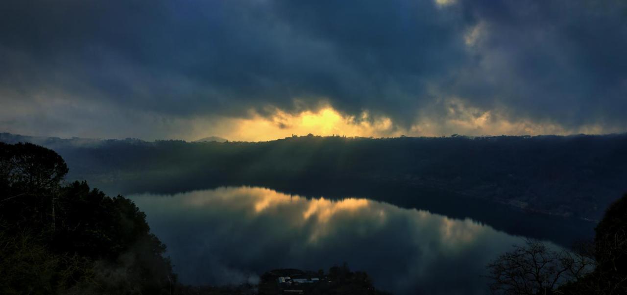 Suite Sul Lago Неми Экстерьер фото